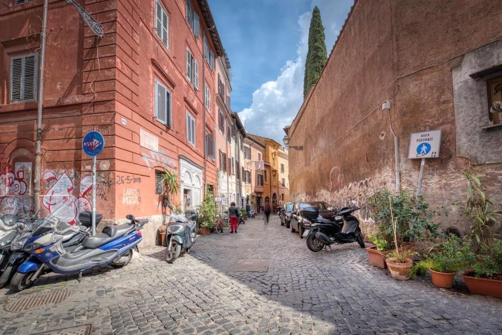 Shabby Apartment @Trastevere ローマ エクステリア 写真
