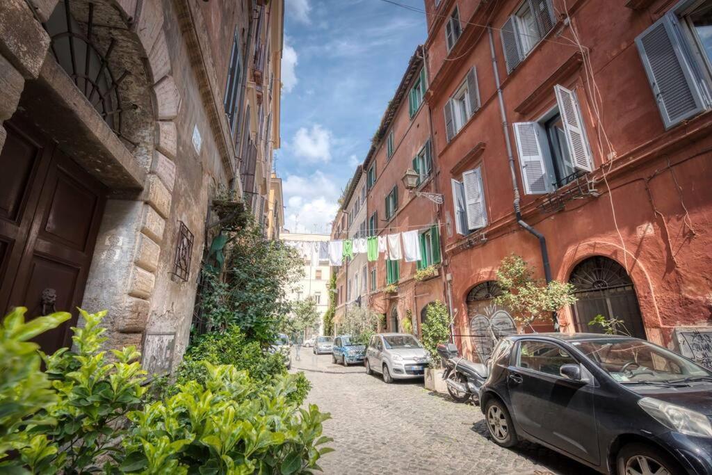 Shabby Apartment @Trastevere ローマ エクステリア 写真